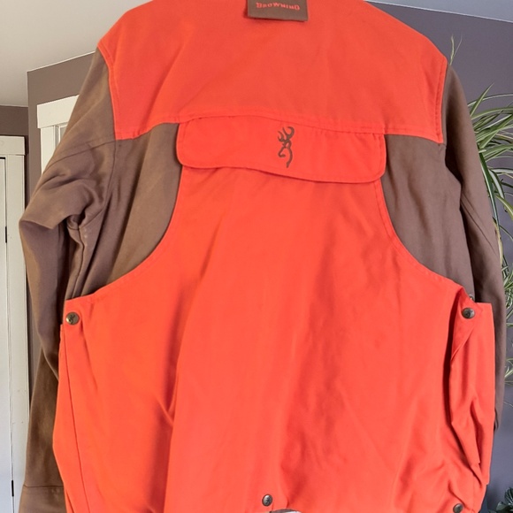 Browning Women’s Medium Hunting Jacket - Picture 2 of 3